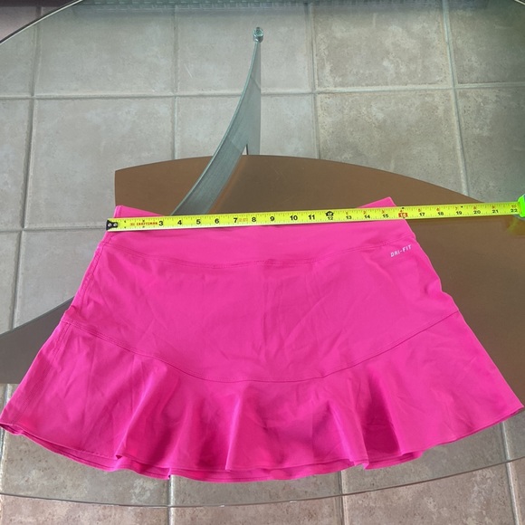 EUC Nike tennis skort - Picture 2 of 8